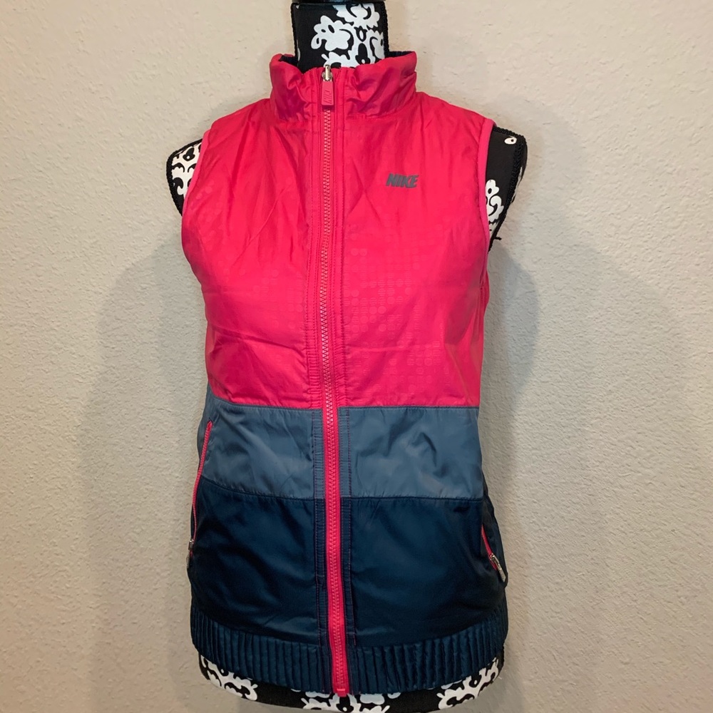 Nike Reversible Vest Size: Small
